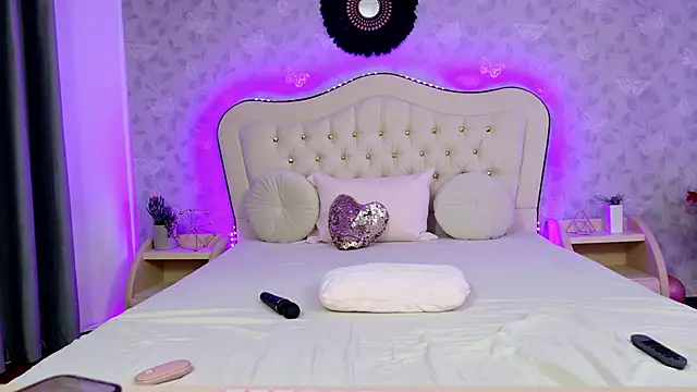 GracieCute online show from October 2025 03:37:01 AM