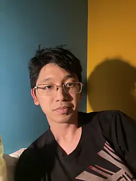 NerdyAsian1701 online show from November 2025 03:39:02 AM