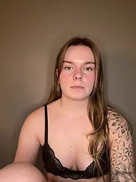 LisaFreierxx online show from April 2026 08:09:02 PM