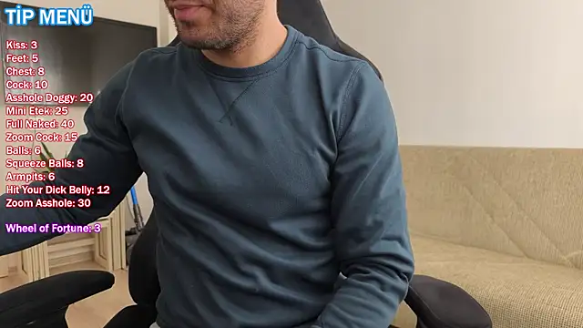 Snapshot of gizemllixxx chatting on November 2025 07:39:01 AM gizemllixxx online show from November 2025 07:39:01 AM