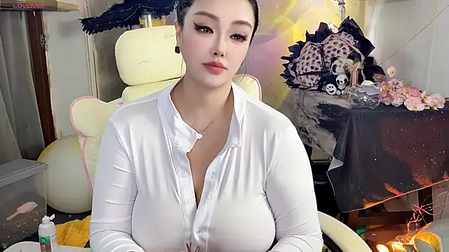 Yahoo-666 online show from November 2025 06:06:02 PM