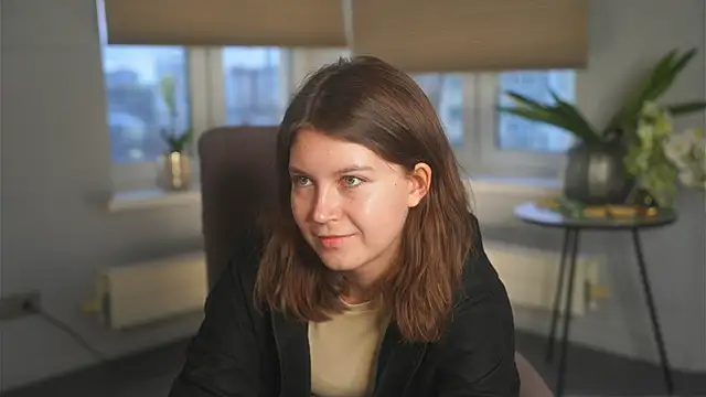 Snapshot of TereseHoltorf chatting on November 2025 03:29:02 AM TereseHoltorf online show from November 2025 03:29:02 AM