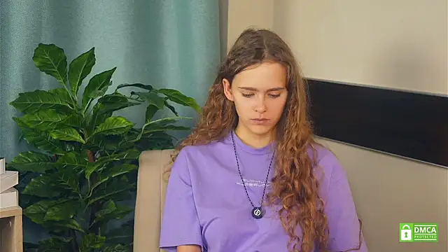 Snapshot of ErynTing chatting on November 2025 09:43:01 AM ErynTing online show from November 2025 09:43:01 AM