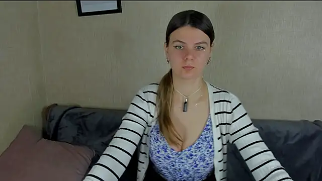 Zorianaa online show from December 2025 09:12:02 PM