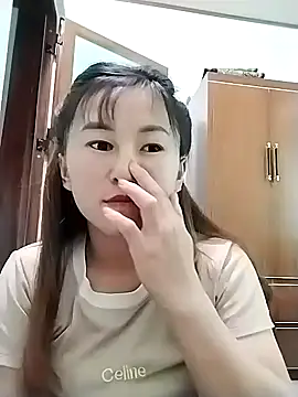 Snapshot of meeow-bimew chatting on November 2025 06:46:02 AM meeow-bimew online show from November 2025 06:46:02 AM