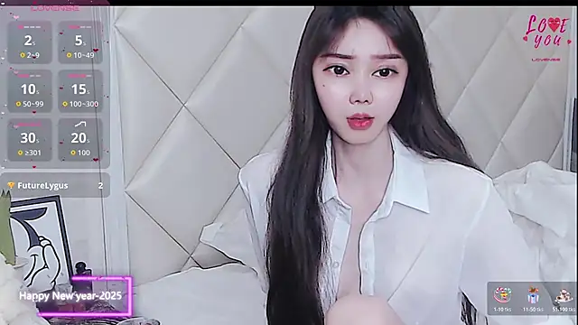 Snapshot of YAOYAO-2025 chatting on February 2026 11:21:02 PM YAOYAO-2025 online show from February 2026 11:21:02 PM