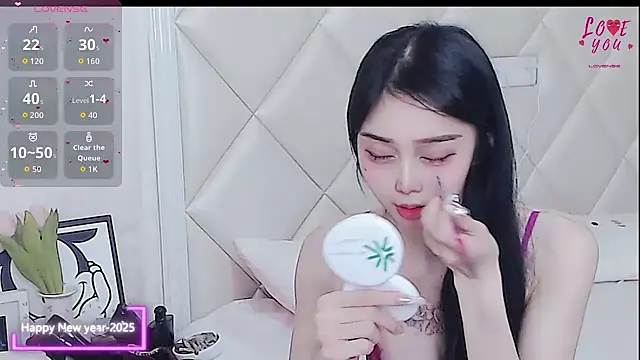 Snapshot of YAOYAO-2025 chatting on February 2026 06:06:02 AM YAOYAO-2025 online show from February 2026 06:06:02 AM