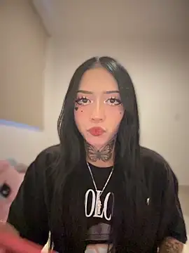 Snapshot of JIORYOvO chatting on November 2025 11:53:01 PM JIORYOvO online show from November 2025 11:53:01 PM