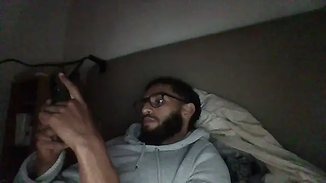 Snapshot of sylence777 chatting on November 2025 08:14:02 AM sylence777 online show from November 2025 08:14:02 AM