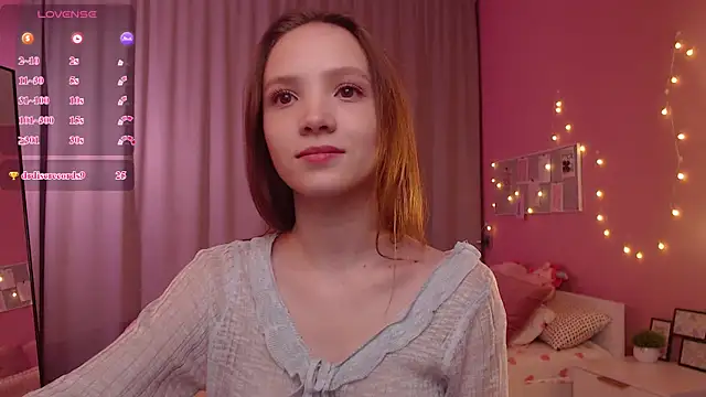 Snapshot of Adria_Arjona chatting on June 2026 07:50:02 AM Adria Arjona online show from June 2026 07:50:02 AM