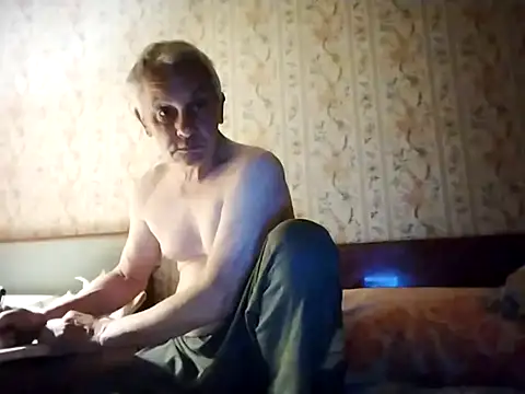 Snapshot of Naturi6 chatting on May 2026 01:55:02 AM Naturi6 online show from May 2026 01:55:02 AM