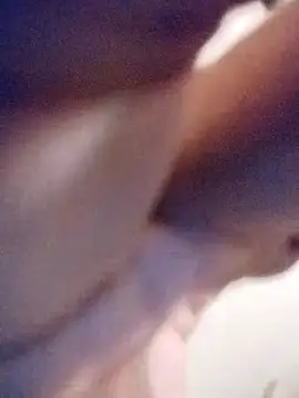 m8je online show from November 2025 10:15:01 PM