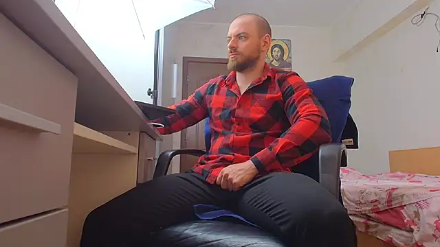 Ryanstone  online show from May 2026 03:44:01 AM