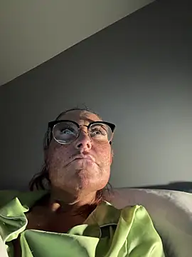 Angel-LinaX online show from February 2026 10:14:02 PM