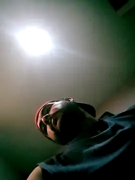 Snapshot of Yerackhip chatting on March 2026 06:25:01 PM Yerackhip online show from March 2026 06:25:01 PM