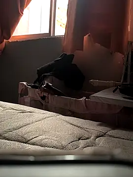 Snapshot of Yerackhip chatting on April 2026 12:27:01 AM Yerackhip online show from April 2026 12:27:01 AM