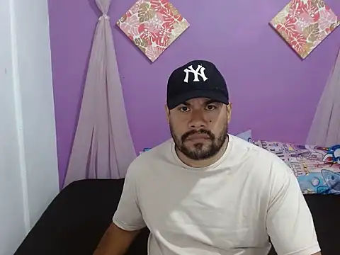 Snapshot of Ramses_36 chatting on December 2025 05:19:02 PM Ramses 36 online show from December 2025 05:19:02 PM