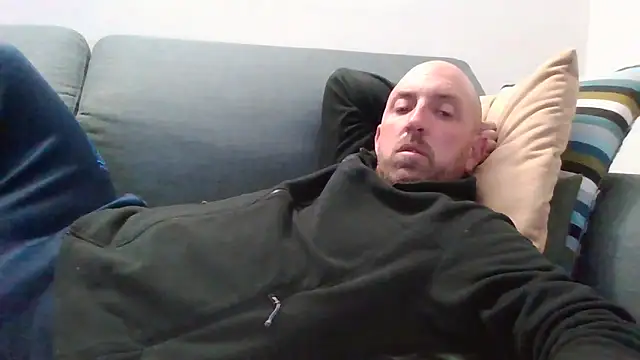 luca beech88 online show from April 2026 06:03:01 PM