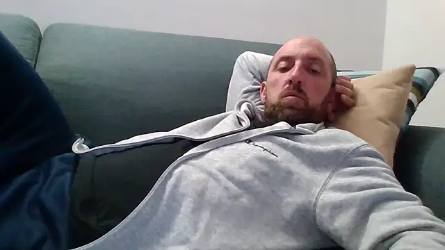 luca beech88 online show from April 2026 06:39:01 PM