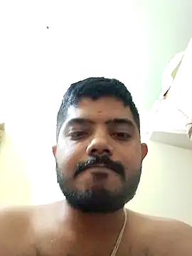 Snapshot of Mahirocky chatting on November 2025 06:18:01 PM Mahirocky online show from November 2025 06:18:01 PM