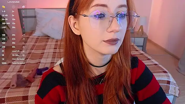 WICKEDEMBER online show from May 2026 01:32:02 AM