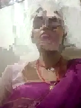 Jooli cuty online show from November 2025 05:23:02 PM