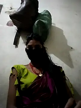 Jooli cuty online show from December 2025 05:09:02 PM