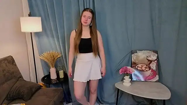 MowasaBritten online show from December 2025 03:41:01 PM