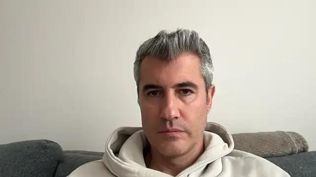 Snapshot of aprendiendo44 chatting on November 2025 12:49:01 PM aprendiendo44 online show from November 2025 12:49:01 PM