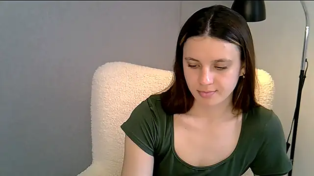 KiraHoney online show from May 2026 11:26:01 AM