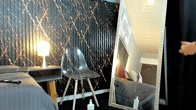 Snapshot of clara_heat chatting on April 2026 07:08:01 PM clara heat online show from April 2026 07:08:01 PM