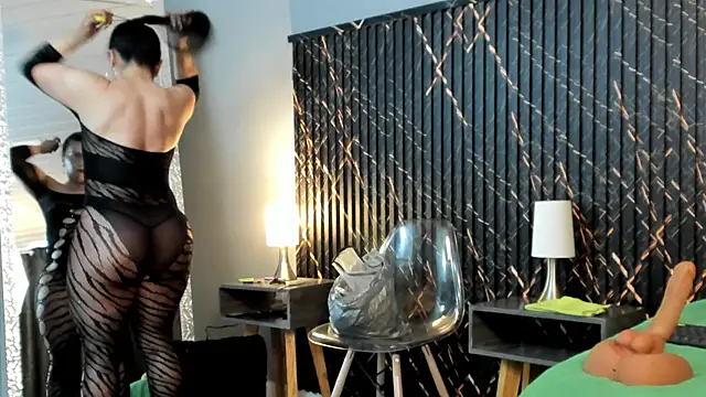 clara heat online show from July 2026 07:05:01 PM