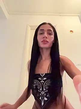 VickyM99 online show from December 2025 09:04:01 AM