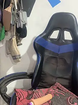 Snapshot of euscarlethotgirl chatting on November 2025 11:29:01 PM euscarlethotgirl online show from November 2025 11:29:01 PM