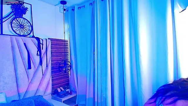 Snapshot of KimberlyFox_t chatting on May 2026 02:11:01 PM KimberlyFox t online show from May 2026 02:11:01 PM