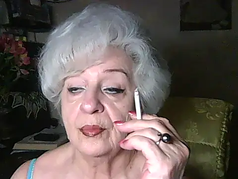 Snapshot of ValeriaKroww chatting on June 2026 06:22:02 PM ValeriaKroww online show from June 2026 06:22:02 PM