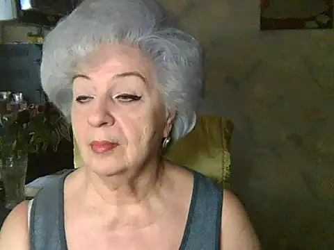 Snapshot of ValeriaKroww chatting on July 2026 04:06:02 AM ValeriaKroww online show from July 2026 04:06:02 AM