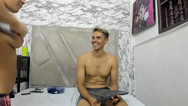 KiraFox1 online show from February 2026 07:54:01 PM