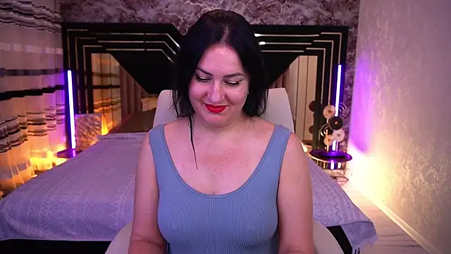 VelvetLuck online show from July 2026 01:10:02 PM
