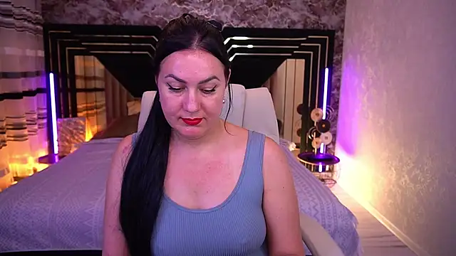 VelvetLuck online show from July 2026 04:39:33 PM