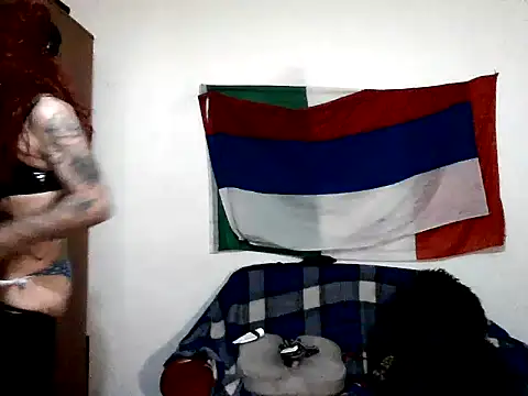 Snapshot of 00Travsharongomez chatting on January 2026 10:13:02 PM 00Travsharongomez online show from January 2026 10:13:02 PM