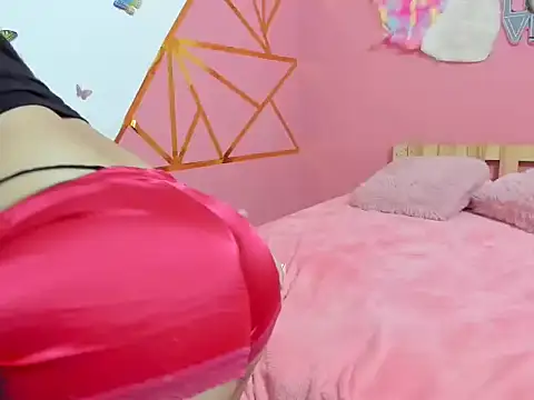 Snapshot of Scarlet_27 chatting on November 2025 08:25:02 PM Scarlet 27 online show from November 2025 08:25:02 PM