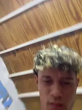 Snapshot of meliodas_23cm chatting on December 2025 05:03:02 AM meliodas 23cm online show from December 2025 05:03:02 AM