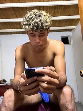 Snapshot of meliodas_23cm chatting on January 2026 02:26:01 AM meliodas 23cm online show from January 2026 02:26:01 AM