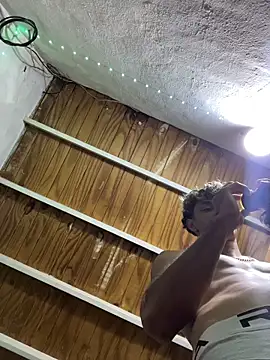 Snapshot of meliodas_23cm chatting on February 2026 03:33:02 AM meliodas 23cm online show from February 2026 03:33:02 AM