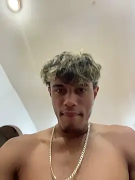 Snapshot of meliodas_23cm chatting on February 2026 09:59:02 PM meliodas 23cm online show from February 2026 09:59:02 PM