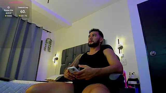 noah corvelle online show from November 2025 01:49:01 AM