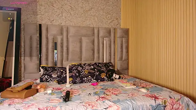 Snapshot of missfoster chatting on March 2026 12:22:01 PM missfoster online show from March 2026 12:22:01 PM