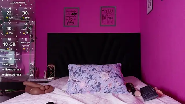 Snapshot of missfoster chatting on April 2026 07:55:02 PM missfoster online show from April 2026 07:55:02 PM