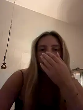 Ell albescu online show from November 2025 09:04:01 PM